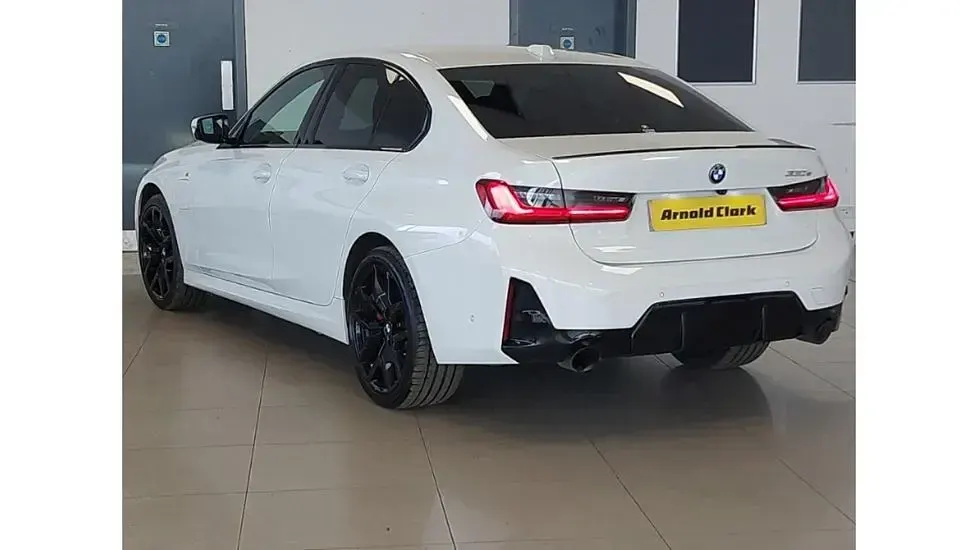 Used BMW 330e M Sport 292 HP (214 kW) 2025 White Hatchback