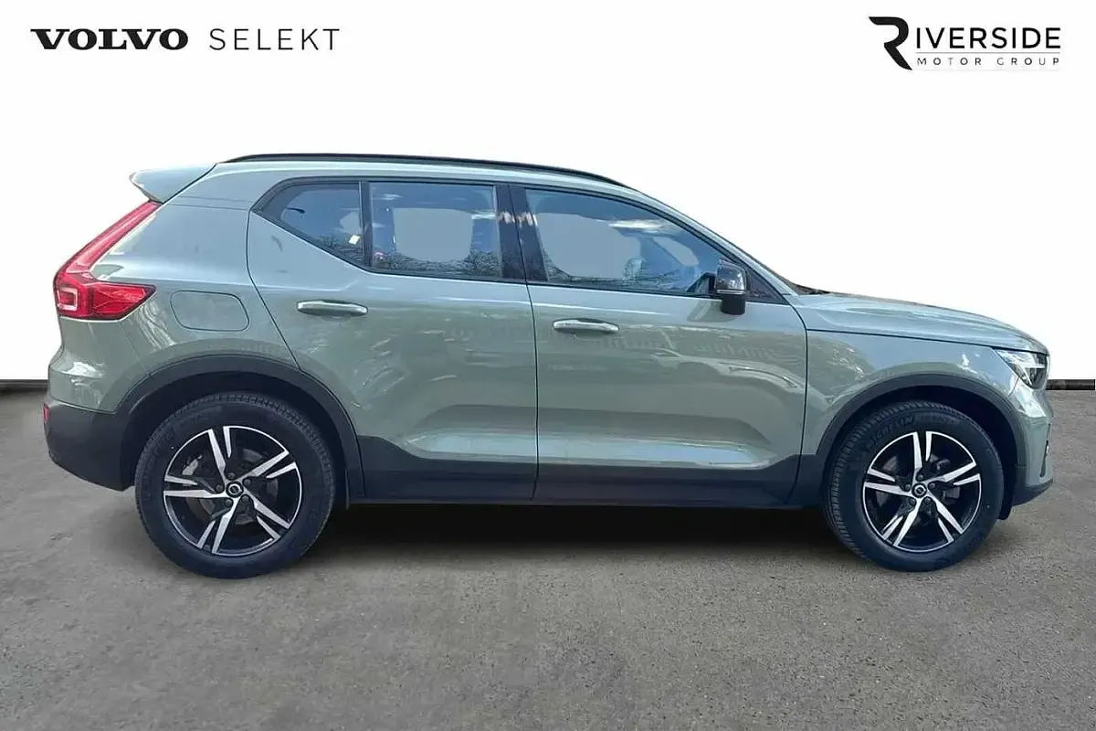 Used Volvo XC40 Plus 197 HP (144 kW) 2022 Sage green SUV