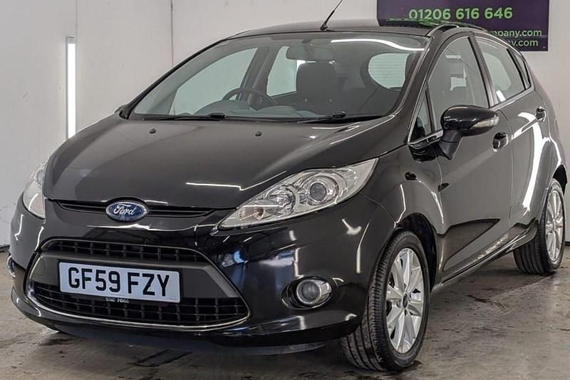 Used Ford Fiesta Zetec 82 HP (60 kW) 2009 Black Hatchback