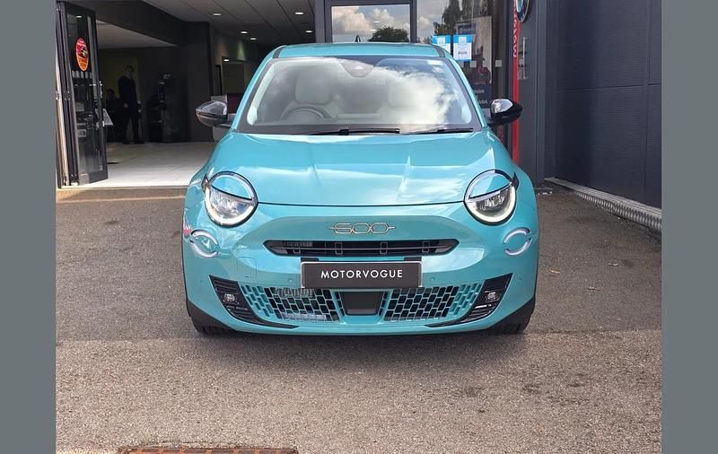 Nowe Fiat 600 La Prima 99 KM (72 kW) 2025 Other SUV