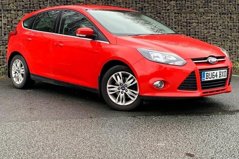Red Used 2014 Ford Focus Titanium Hatchback | £2,500 (Good price) - Image 1/1