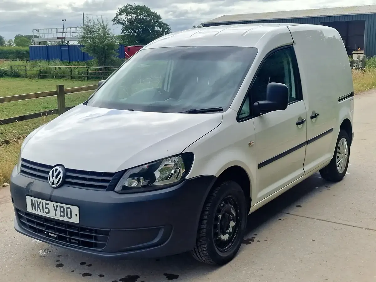 Used VW Caddy Startline 75 HP (55 kW) 2015 White MPV