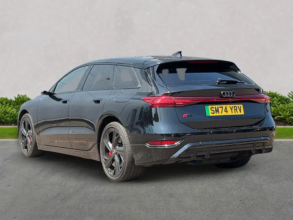 Used Audi A6 e-tron Performance 269 kW (367 HP) 2025 Black Estate