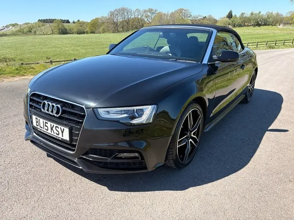 Begagnad Audi A5 Cabriolet S-Line 2015 Svart Cab