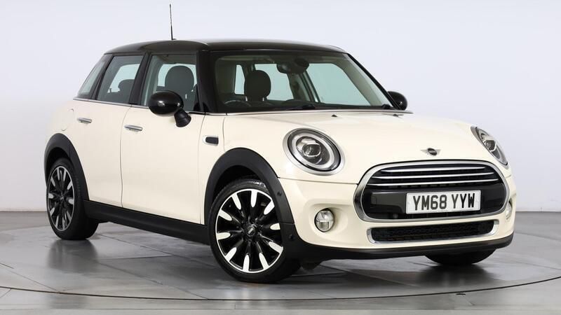 White Used 2018 Mini Cooper Exclusive Hatchback | £13,750 (Fair price) - Image 1/4