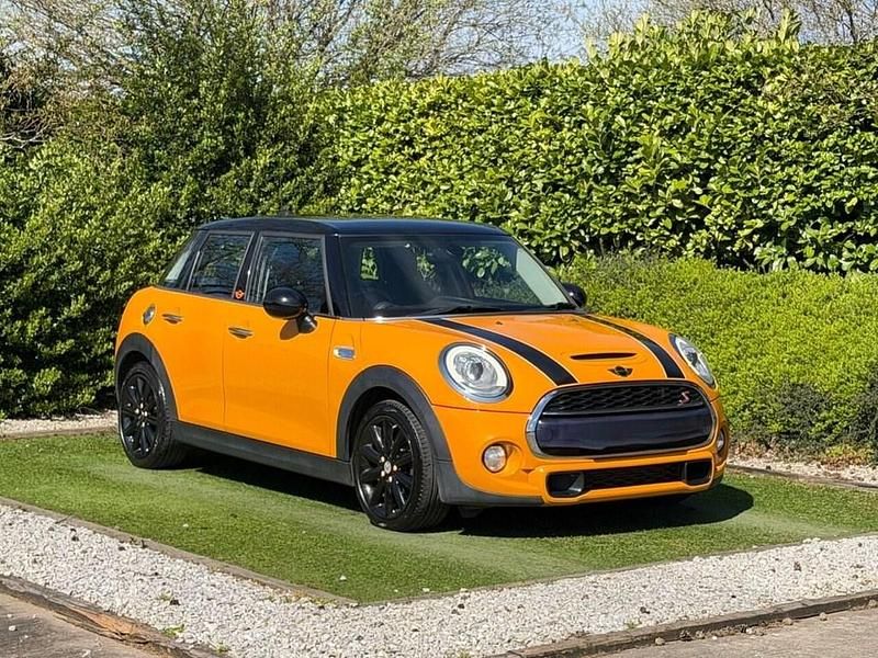 Used Mini Cooper SD Hatch 170 HP (125 kW) 2017 Orange Hatchback