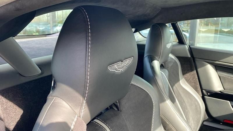 Used Aston Martin Vantage 565 HP (415 kW) 2016 Silver Coupe