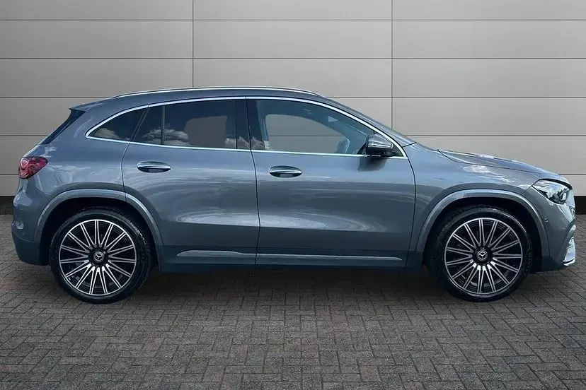 Used Mercedes GLA220 AMG Line Premium Plus 187 HP (137 kW) 2024 Grey SUV