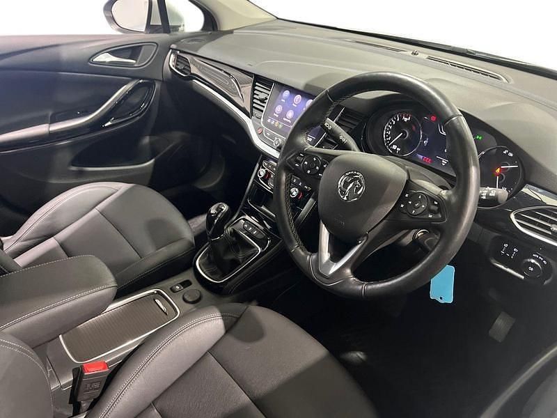 Used Vauxhall Astra Elite 145 HP (106 kW) 2020 Silver Hatchback