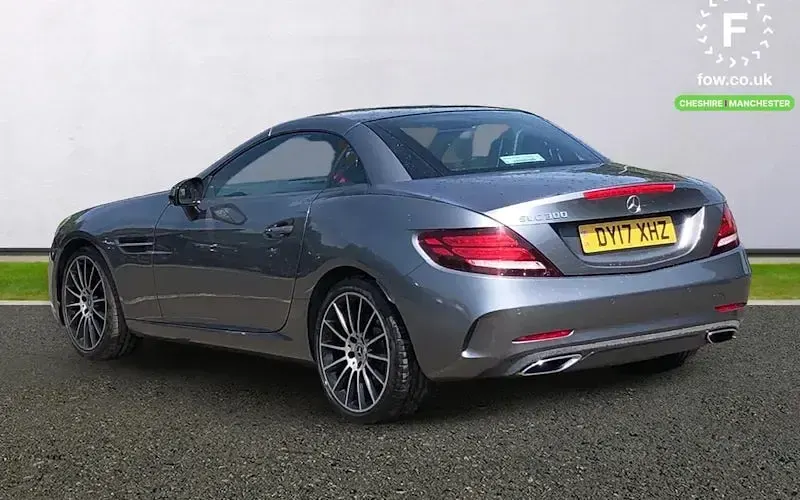 Usado Mercedes SLC300 AMG line 245 HP (180 kW) 2019 Cabrios