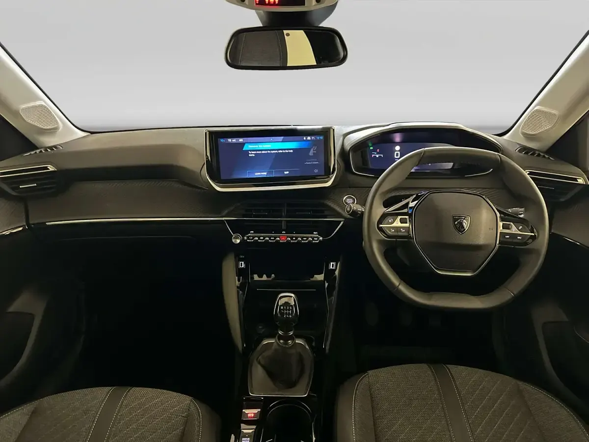 Used Peugeot 208 Allure 100 HP (73 kW) 2024 Black Hatchback