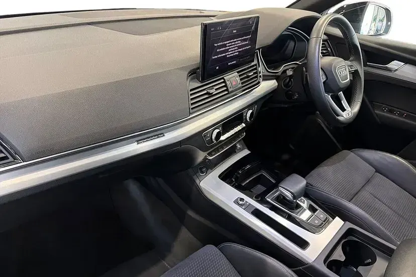 Used Audi Q5 S-Line 204 HP (150 kW) 2023 Mythos black SUV