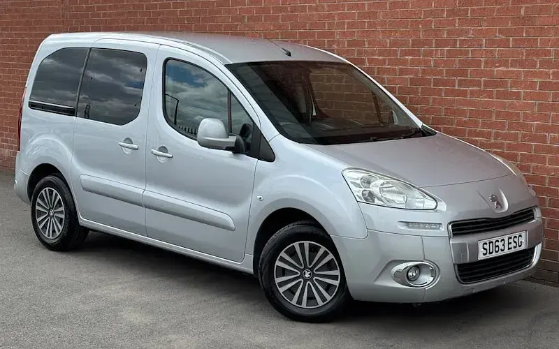 Used Peugeot Partner Tepee S 92 HP (67 kW) 2013 MPV