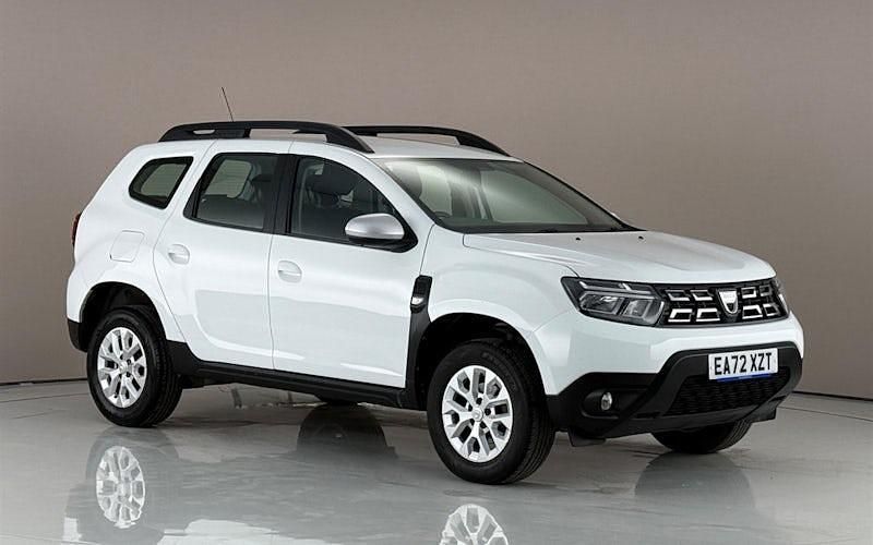 Used Dacia Duster Comfort 91 HP (66 kW) 2022 White SUV