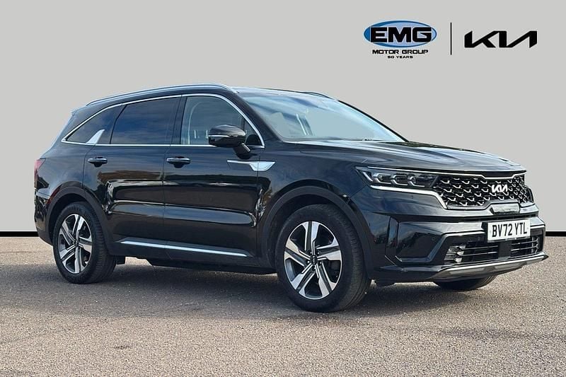 Black Used 2022 Kia Sorento 2 SUV | £31,995 (Fair price) - Image 1/3