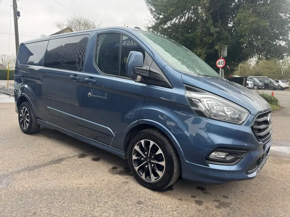 Used Ford Transit Custom Sport 170 HP (125 kW) 2022 Blue Van