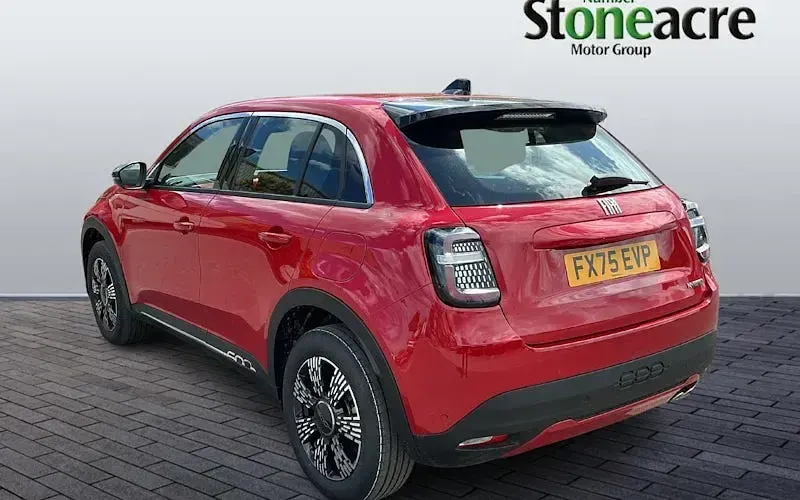 New Fiat 600 136 HP (100 kW) 2025 SUV