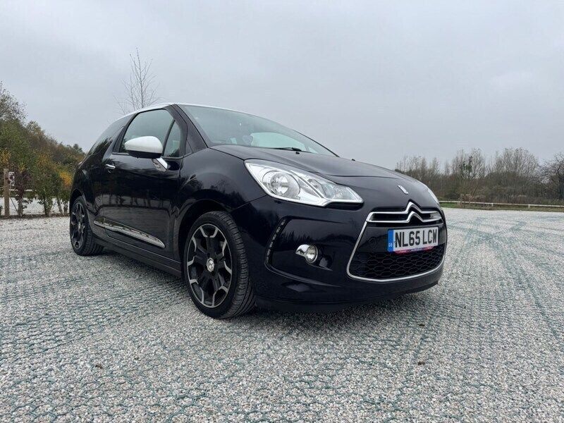 Blue Used 2015 DS Automobiles DS3 Hatchback | £2,990 (Fair price) - Image 1/4