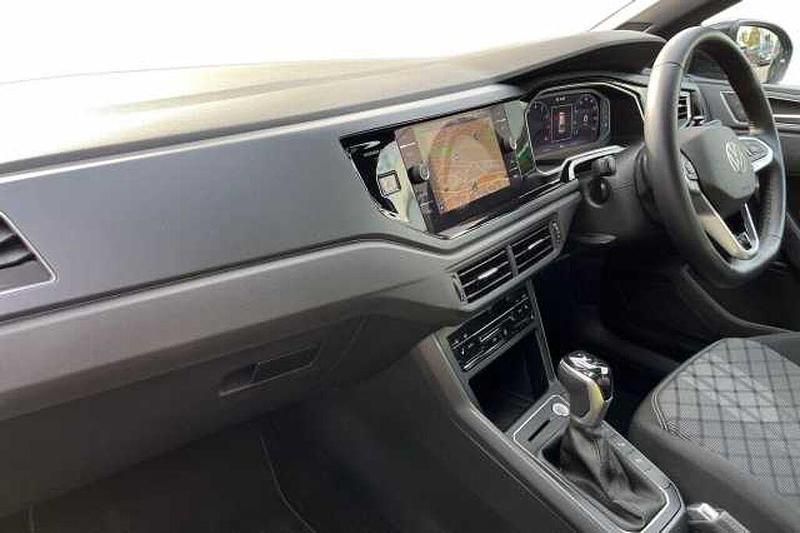 Image 2/4