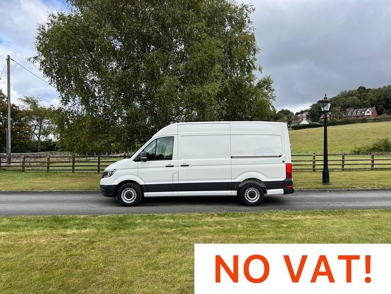 White Used 2017 VW Crafter Trendline Van | £16,950 (Fair price) - Image 1/4