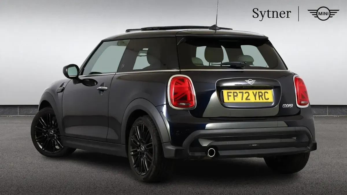 Used Mini Cooper Exclusive 134 HP (98 kW) 2023 Black Hatchback
