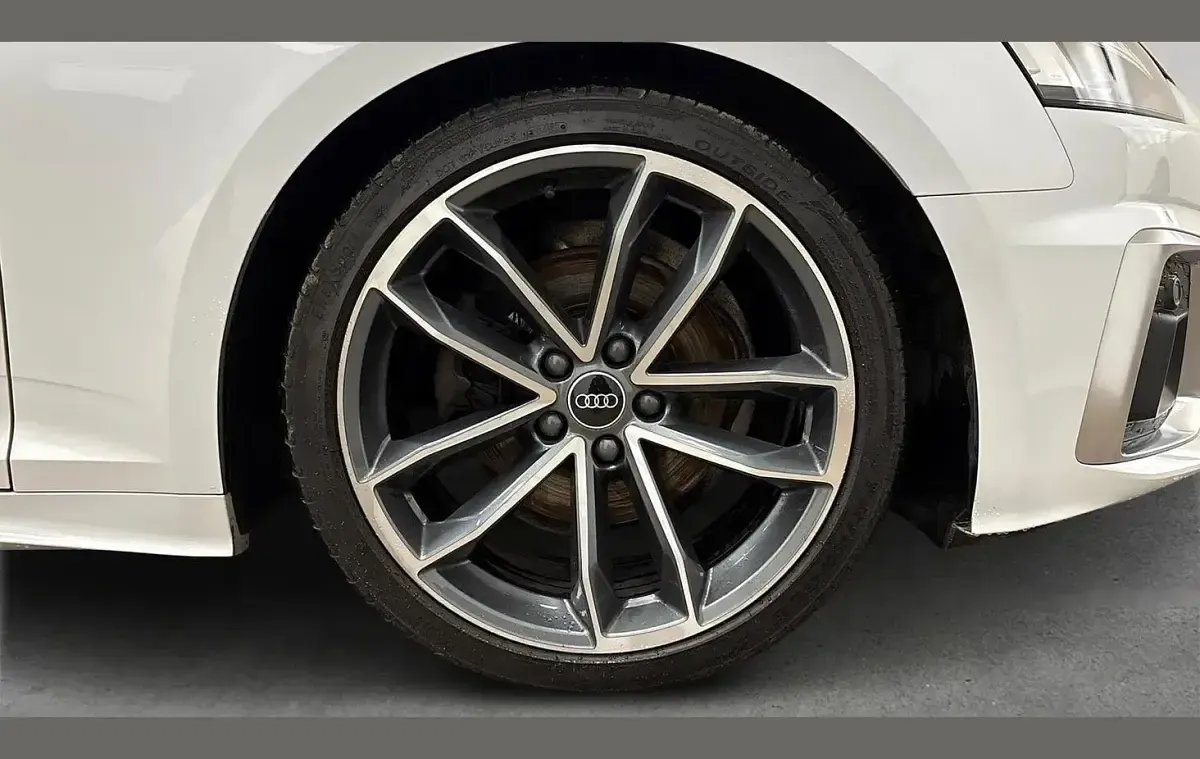 Used Audi A5 S-Line 161 HP (118 kW) 2023 White Coupe