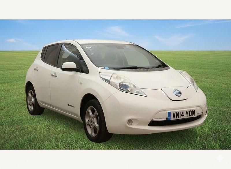 White Used 2014 Nissan Leaf Acenta Hatchback | £3,925 (Fair price) - Image 1/4