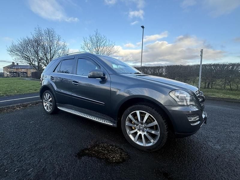 Grey Used 2010 Mercedes ML350 Edition SUV | £4,500 (Fair price) - Image 1/4