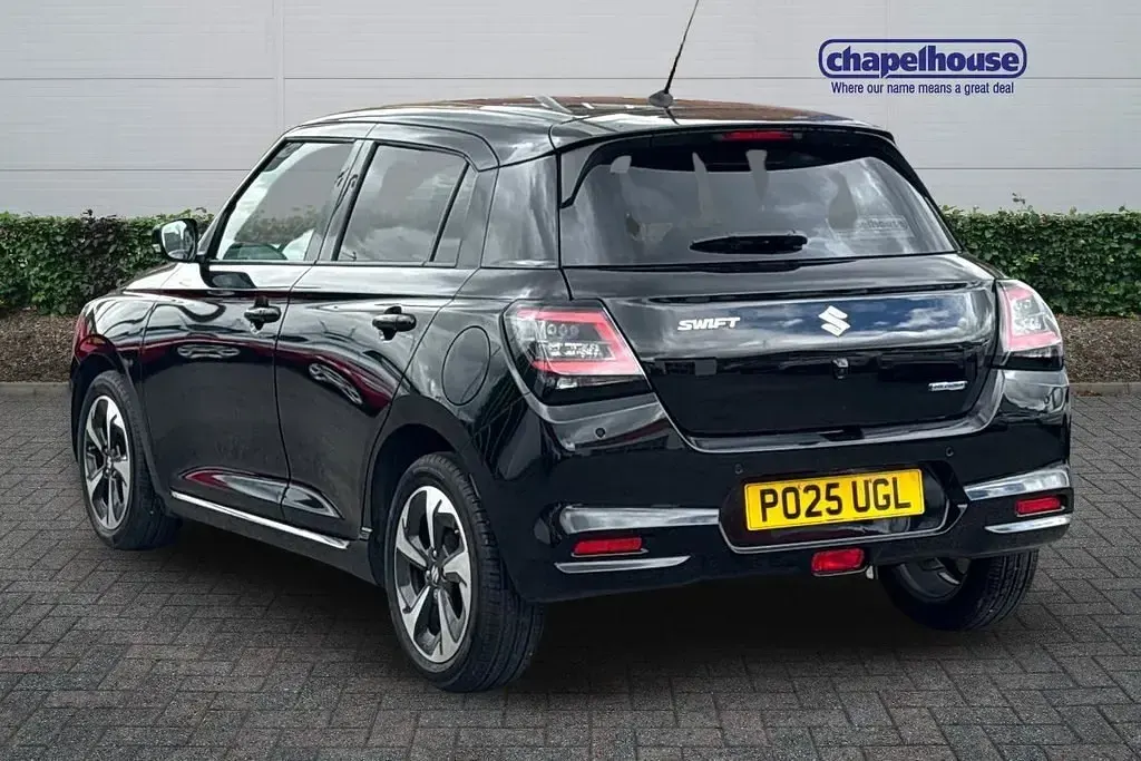 Used Suzuki Swift 82 HP (60 kW) 2025 Black Hatchback