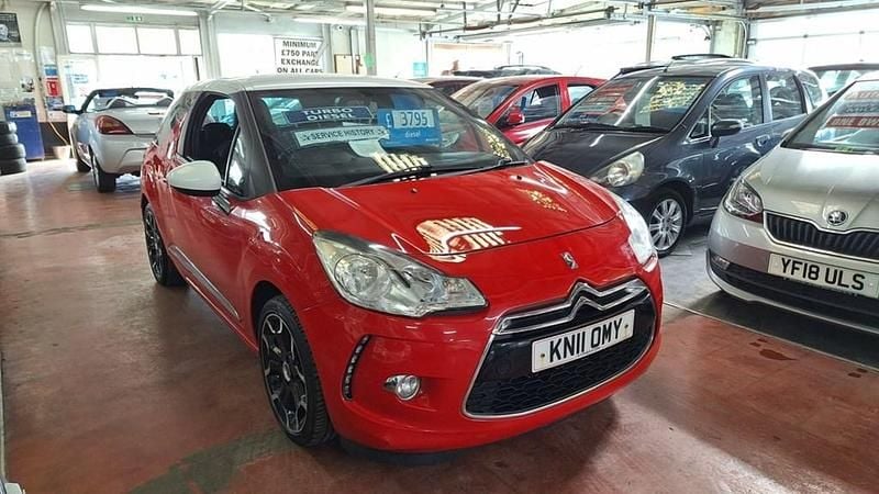 Used Citroën DS3 110 HP (80 kW) 2011 Red Hatchback