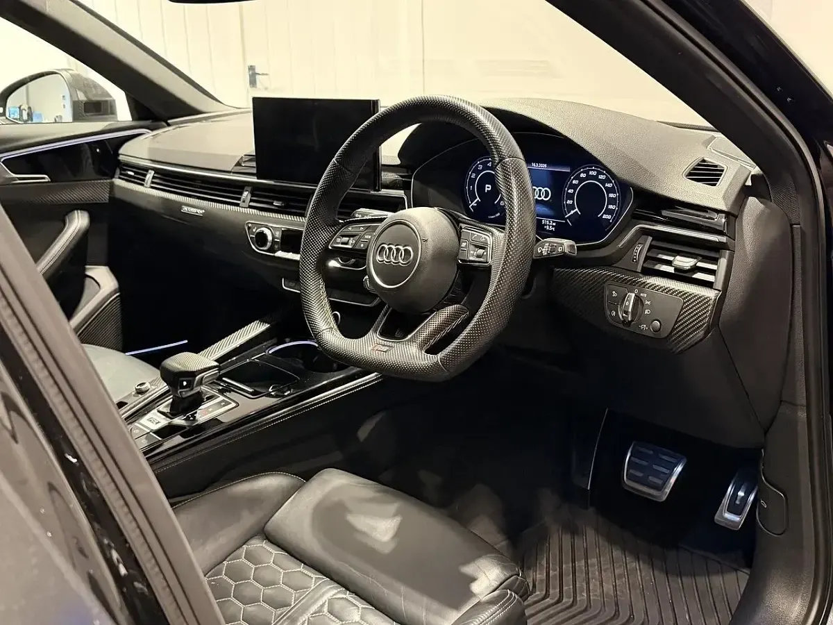 Usado Audi RS4 Exclusive 2020 Castanho Carrinha