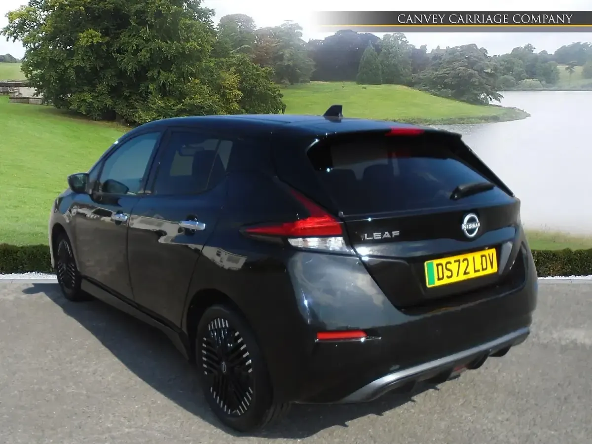 Used Nissan Leaf N-Connecta 110 kW (150 HP) 2022 Black Hatchback