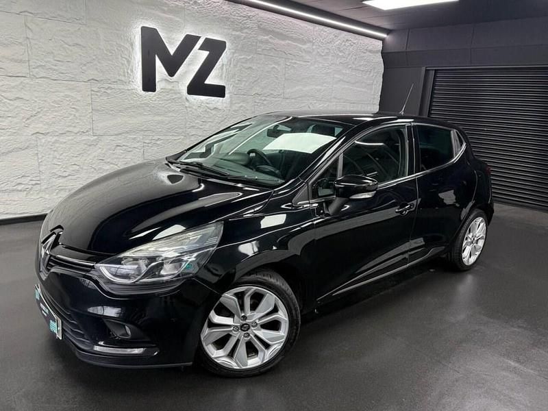 Used Renault Clio IV Iconic 90 HP (66 kW) 2018 Black Hatchback