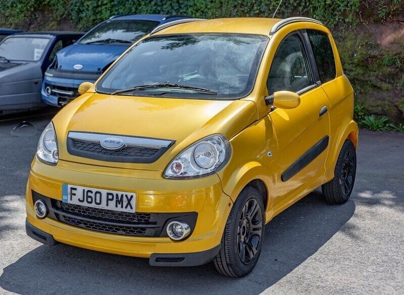 Yellow Used 2011 Microcar M.Go Hatchback | £4,250 - Image 1/4