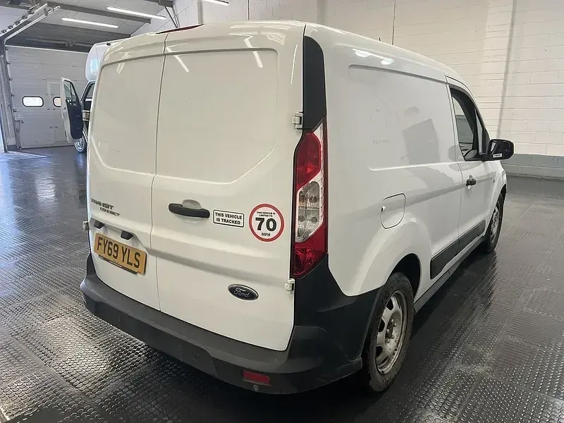 Used Ford Transit Connect 100 HP (73 kW) 2019 White MPV