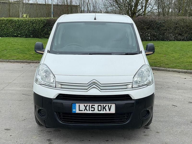 Used Citroën Berlingo 90 HP (66 kW) 2015 White MPV