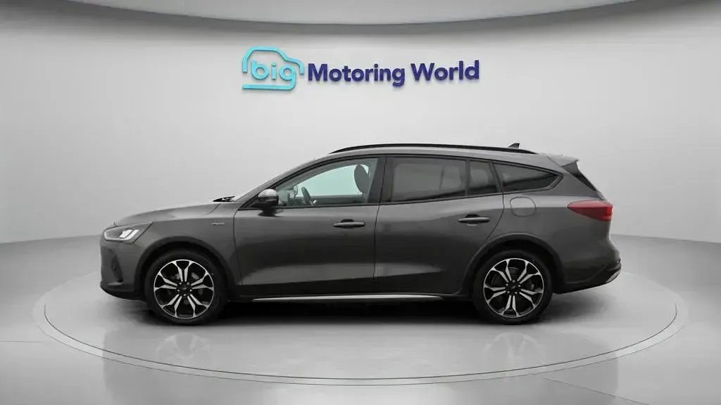 Used Ford Focus Active X 155 HP (114 kW) 2024 Grey Estate