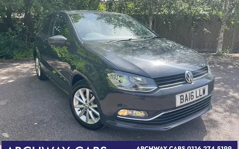 Used VW Polo Match 90 HP (66 kW) 2016 Hatchback