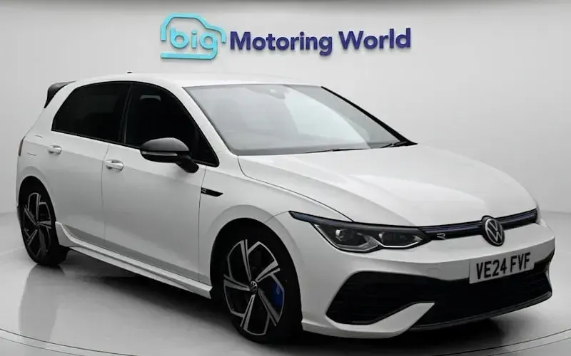 Used VW Golf VIII R 320 HP (235 kW) 2024 Hatchback