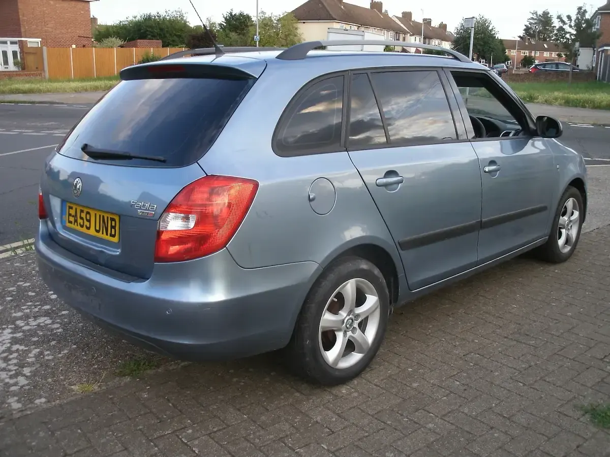 Used Skoda Fabia 105 HP (77 kW) 2009 Grey Estate