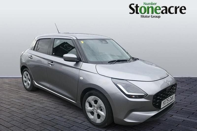 New Suzuki Swift 82 HP (60 kW) 2025 Silver Hatchback