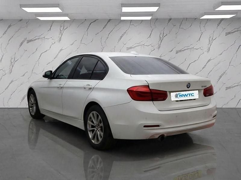 Used BMW 318 Comfort Edition 136 HP (100 kW) 2016 White Sedan