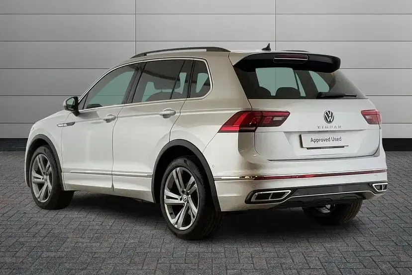 Used VW Tiguan R-line Edition 150 HP (110 kW) 2024 Silver SUV