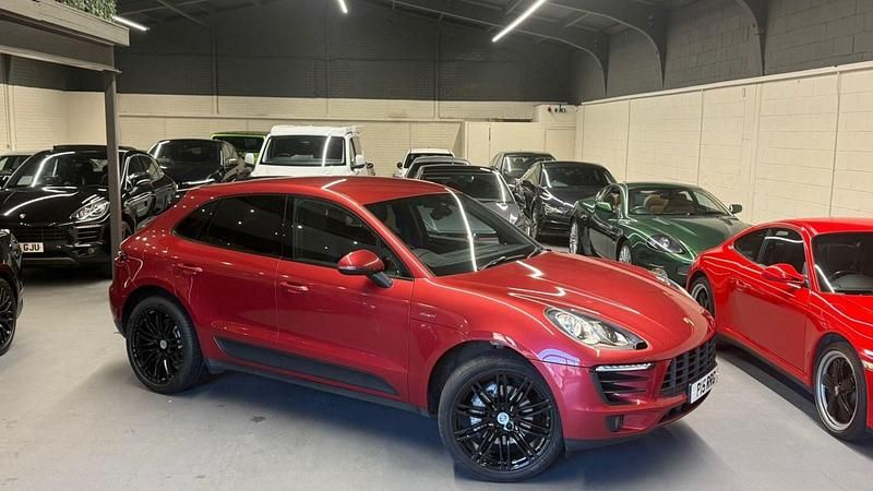 Red Used 2015 Porsche Macan S SUV | £19,900 (Good price) - Image 1/4