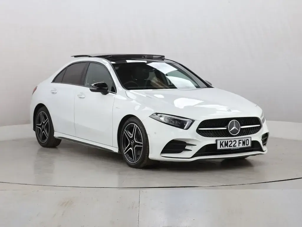 Used Mercedes A200 AMG line 150 HP (110 kW) 2022 White Sedan