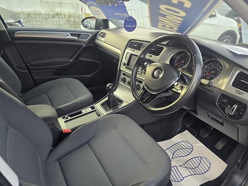 Used VW Golf VII SE 122 HP (89 kW) 2014 Grey Hatchback