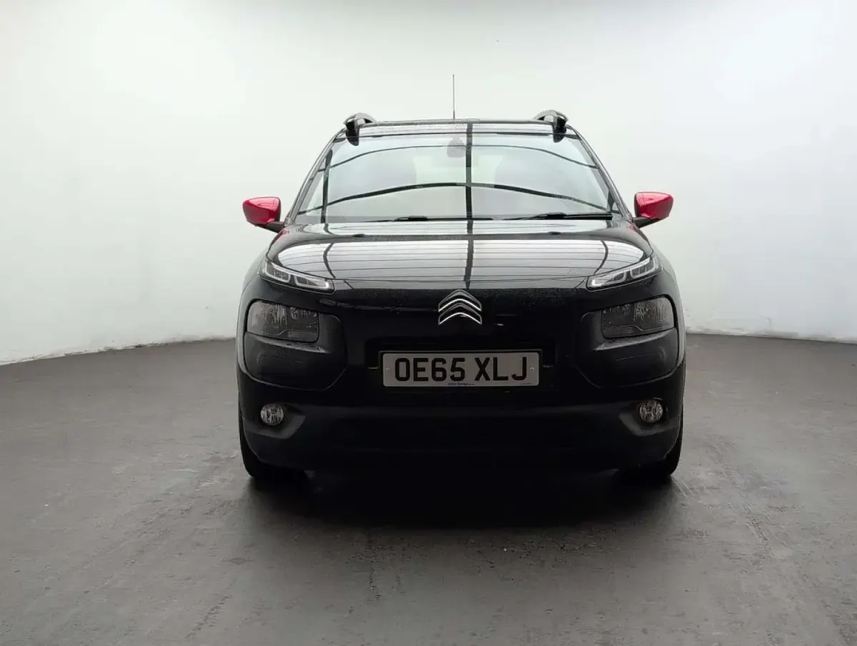 Used Citroën C4 Cactus Flair 98 HP (72 kW) 2016 Black Hatchback