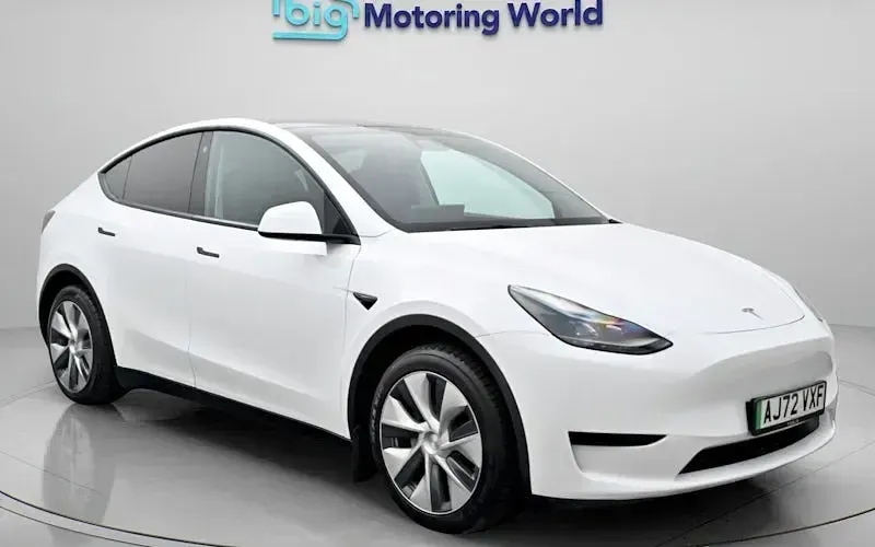 Used Tesla Model Y Standard Range 219 kW (299 HP) 2024 SUV