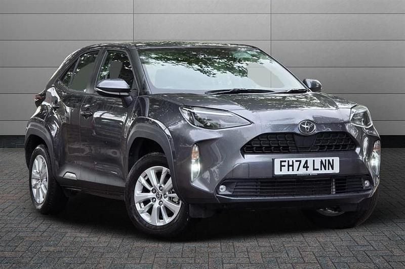 Grey Used 2025 Toyota Yaris Cross SUV | £22,899 (A bit pricey) - Image 1/3