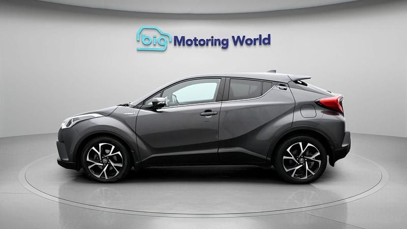 Used Toyota C-HR Design 121 HP (88 kW) 2018 SUV